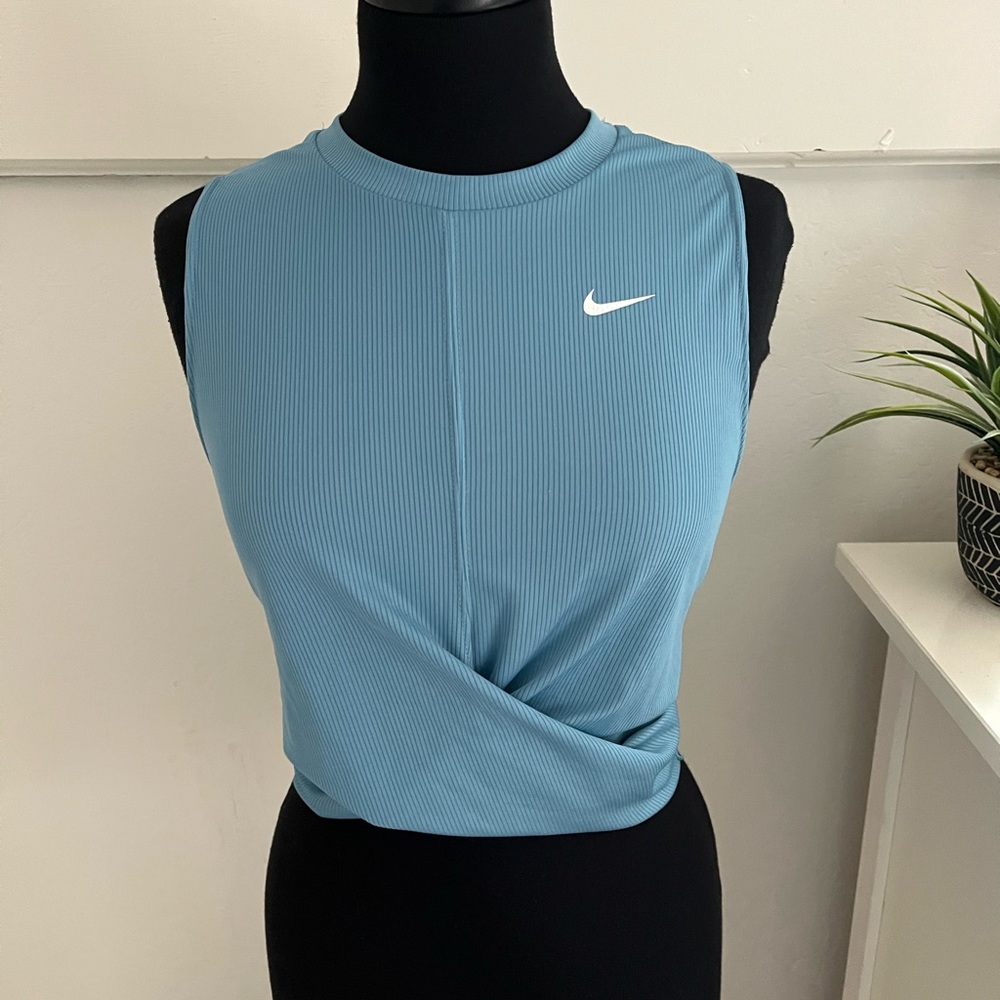 Nike Twist Crop Top Tank